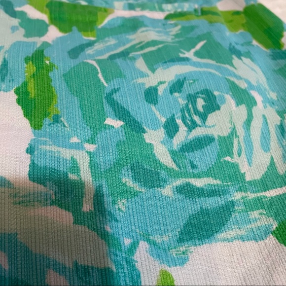 Lilly Pulitzer 00 Callahan Shorts Aqua Roses EUC Rare Pattern! - Picture 3 of 12